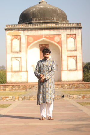 Kurta
